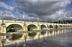 Puente Wilson (1765-1778), en Tours