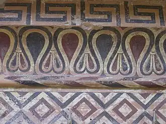 Detalle de la decoración en terracota del frontón del Tesoro de Gela. Segunda mitad del siglo&nbsp;VI&nbsp;a.&nbsp;C.