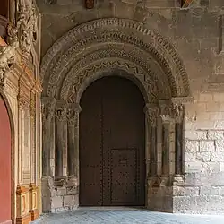 Puerta del portal o la de la Virgen - Sur