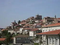 Catedral dominando Tuy.