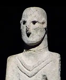 Hombre de Urfa, con piedras de obsidiana por ojos.