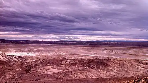 Valle del Río Deseado en inmediaciones de Pico Truncado.