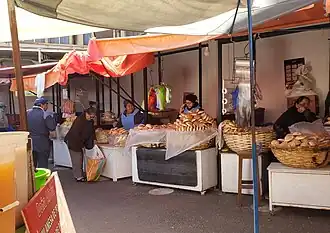 Vendedoras de pan del Mercado Central