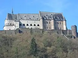 Castillo de Vianden, visto desde la villa.