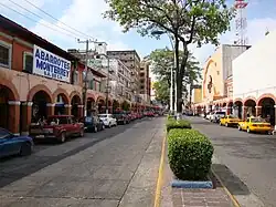 Av. Francisco I. Madero, en el centro histórico de la ciudad.
