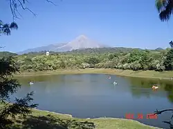 Volcán de Colima visto desde el parque Carrizalillos