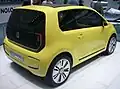 Prototipo Volkswagen e-up!, vista 3/4 posterior.