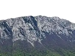 El picoTrem visto desde Divna Gorica