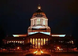 Edificio del Capitolio del Estado de Washington en la noche