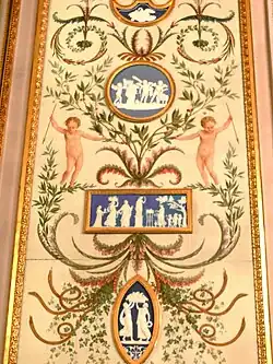 Grutescos enmarcando placas de cerámica Wedgwood diseñadas por John Flaxman. Wedgwoodkabinett del palacio de Archiduque Alberto (Albrechtspalais o Albertina) de Bruselas, posteriormente trasladado a Viena.[17]​