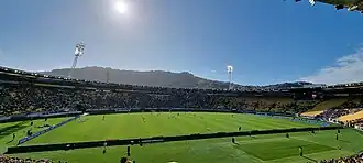 Partido entre Wellington Phoenix y Auckland FC en el Estadio Regional de Wellington el 2 de noviembre de 2024.