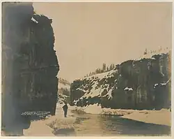 Escena de invierno en Millas Canyon, 1902